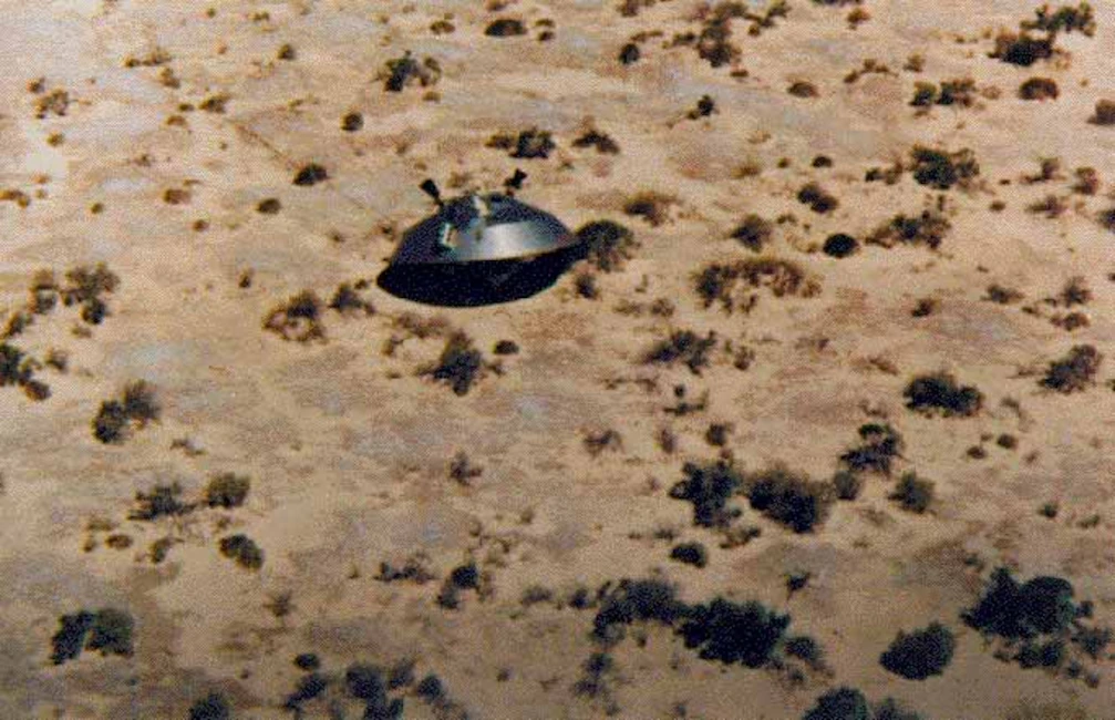One of the most famous UFO stories, revolving on a UFO crash that happened in New Mexico, 1947. 